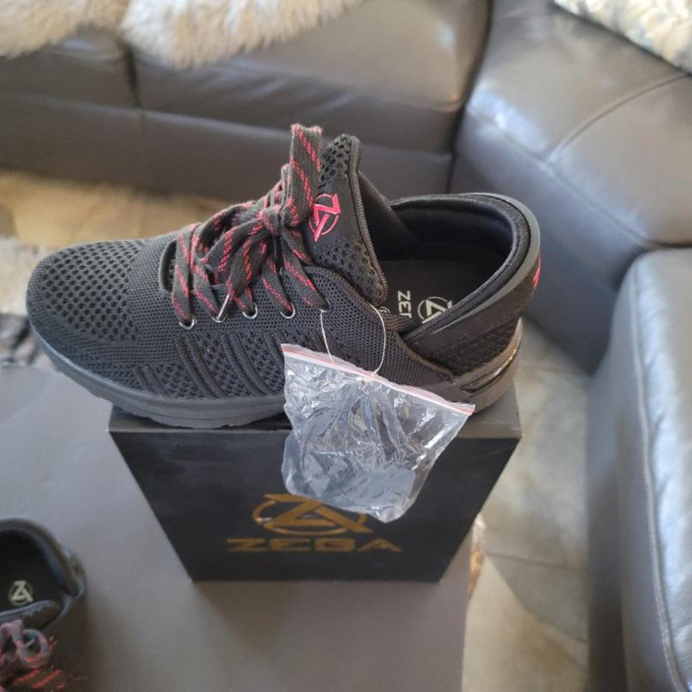 ZEBA SNEAKERS WOMEN'S**NEW IN BOX WITH TAGS**** SIZE 8.5